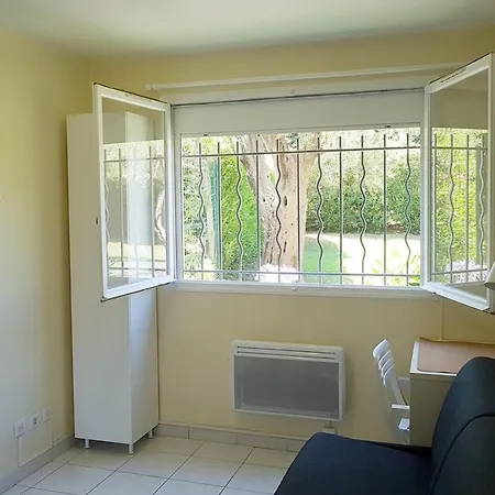 아파트 Studio Near Beaches With Free Parking By Weekome *